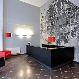 Bb Arcimboldi Apartahotel Milán